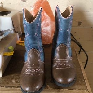 Girls cowboy boots